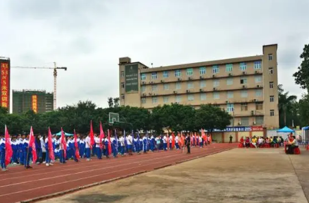 广州市海珠商务职业学校